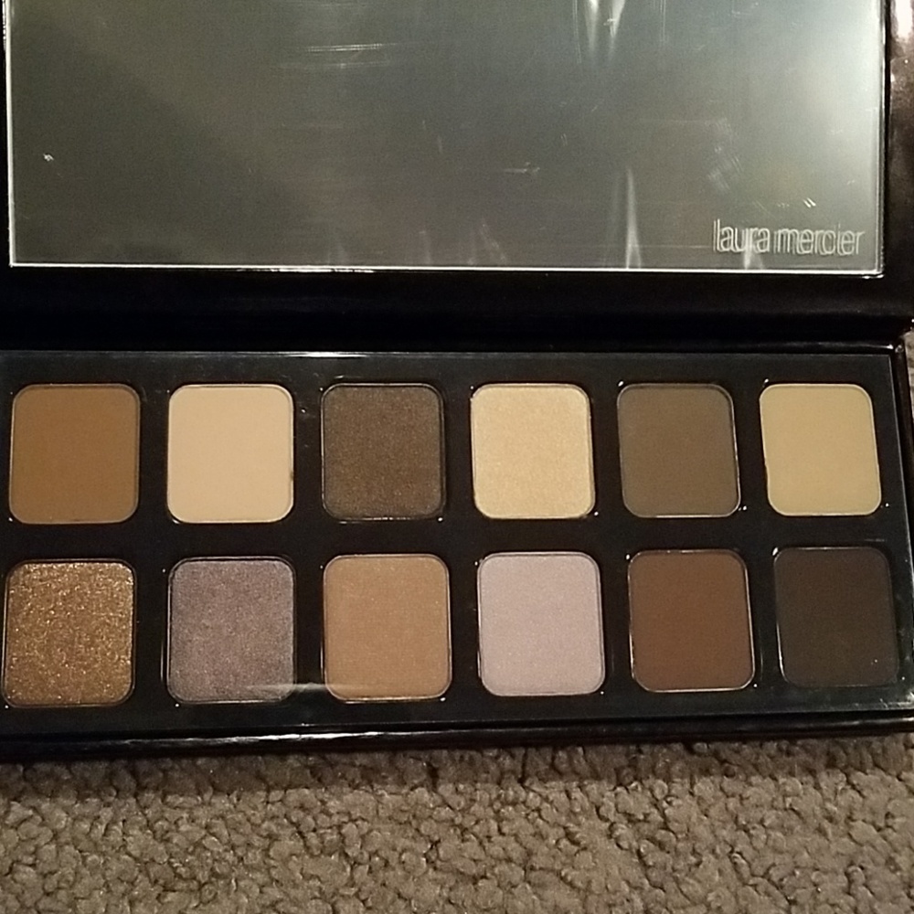 Laura Mercier Extreme Neutrals Eyeshadow Palette
